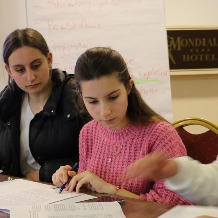 Making Justice Understandable: Adapting Criminal Justice for Juveniles and Youth Law into Child-Friendly Language